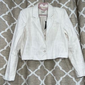 Abercrombie & Fitch Cropped Blazer